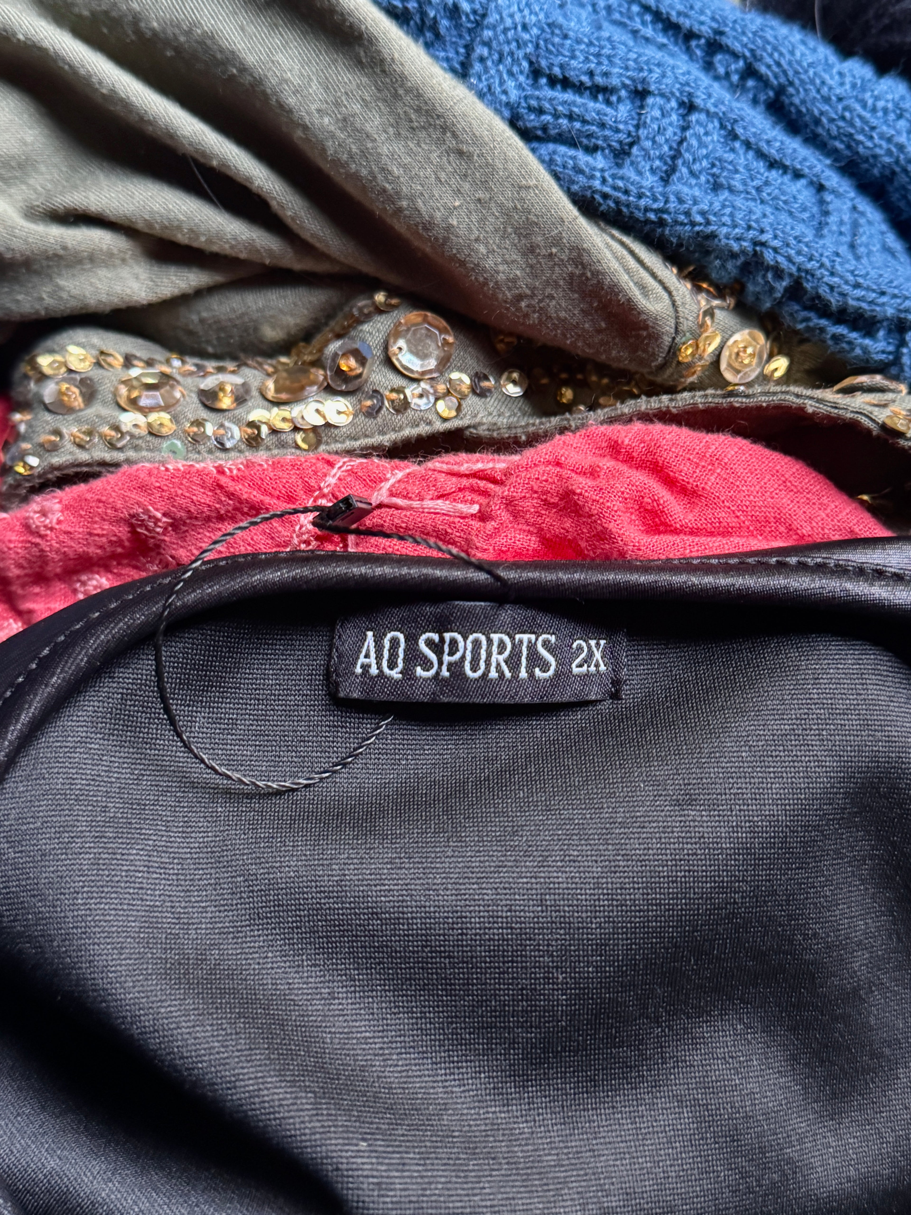 AQ Sports Top